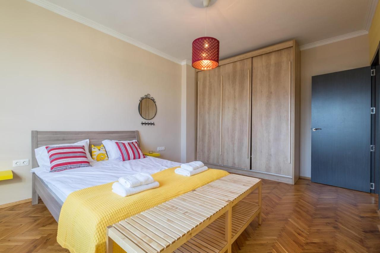 Artistic & Spacious 2Bd Central Apt By Flat Mаnager Sofia Exteriör bild