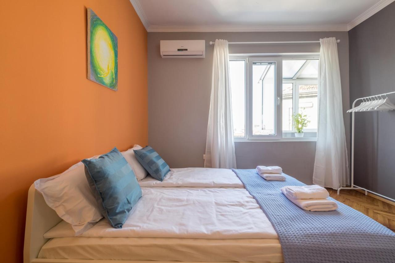 Artistic & Spacious 2Bd Central Apt By Flat Mаnager Sofia Exteriör bild