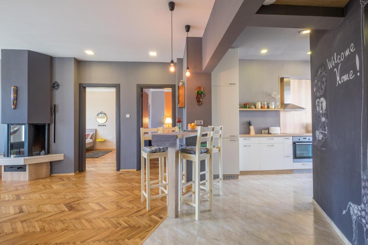 Artistic & Spacious 2Bd Central Apt By Flat Mаnager Sofia Exteriör bild