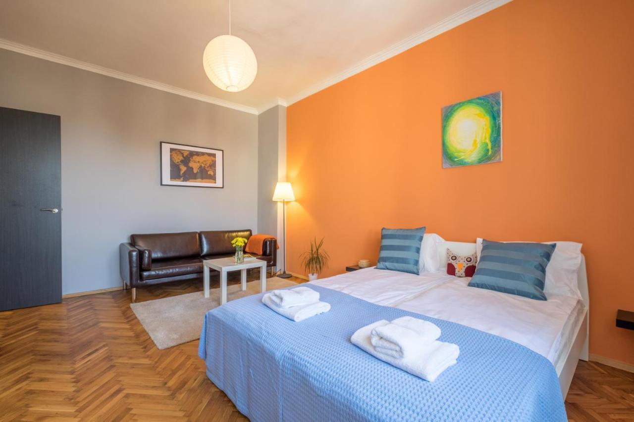 Artistic & Spacious 2Bd Central Apt By Flat Mаnager Sofia Exteriör bild